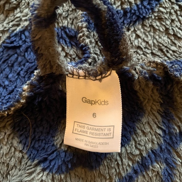 Gap Kids Boys Skull & Crossbones Bathrobe Size 6 - Picture 4 of 6